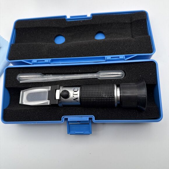 aichose Brix Refractometer with ATC Dual Scale - Specific Gravity & Brix Hydr... - Picture 9 of 9